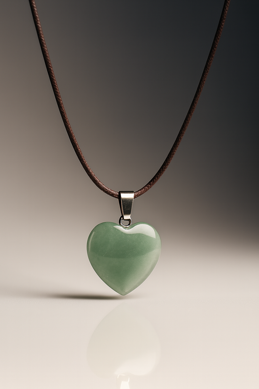 Green Jade Heart Pendant – Natural Crystal Necklace for Harmony, Prosperity & Emotional Healing