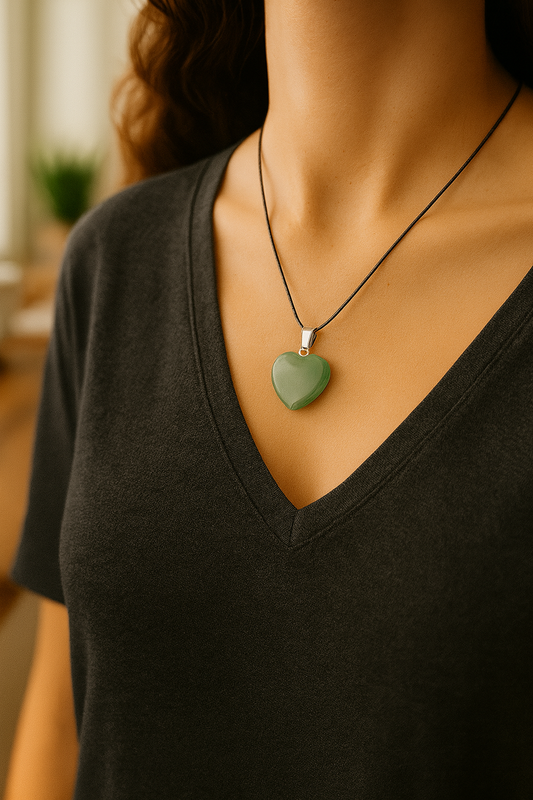 Green Jade Heart Pendant – Natural Crystal Necklace for Harmony, Prosperity & Emotional Healing